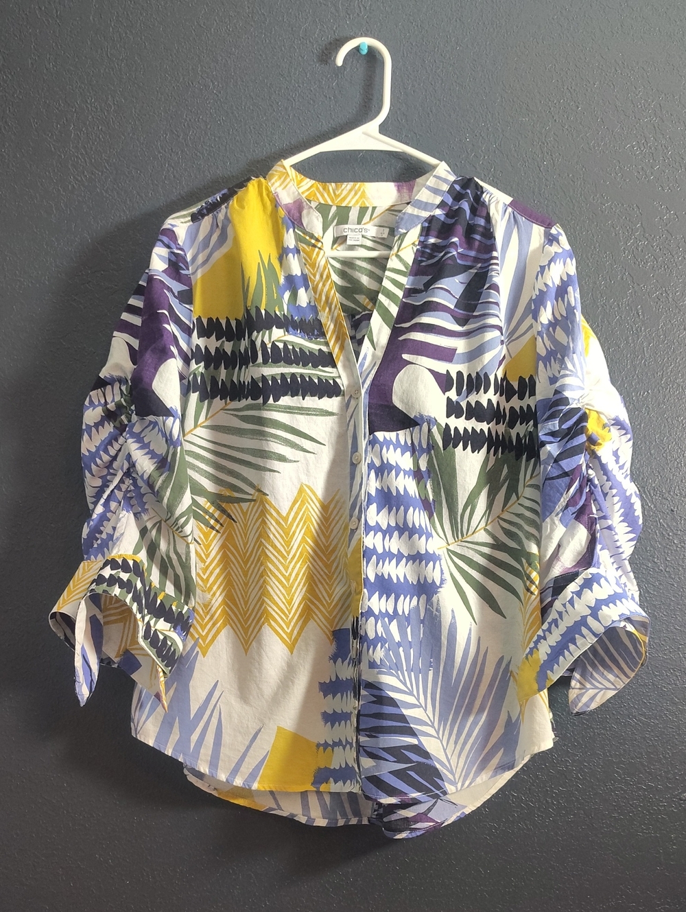 Chico's tropical Foliage Button-Front Shirt  Tie Puff Sinched Sleeves
